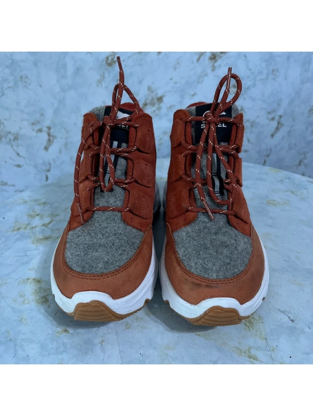 Sorel upper midsole